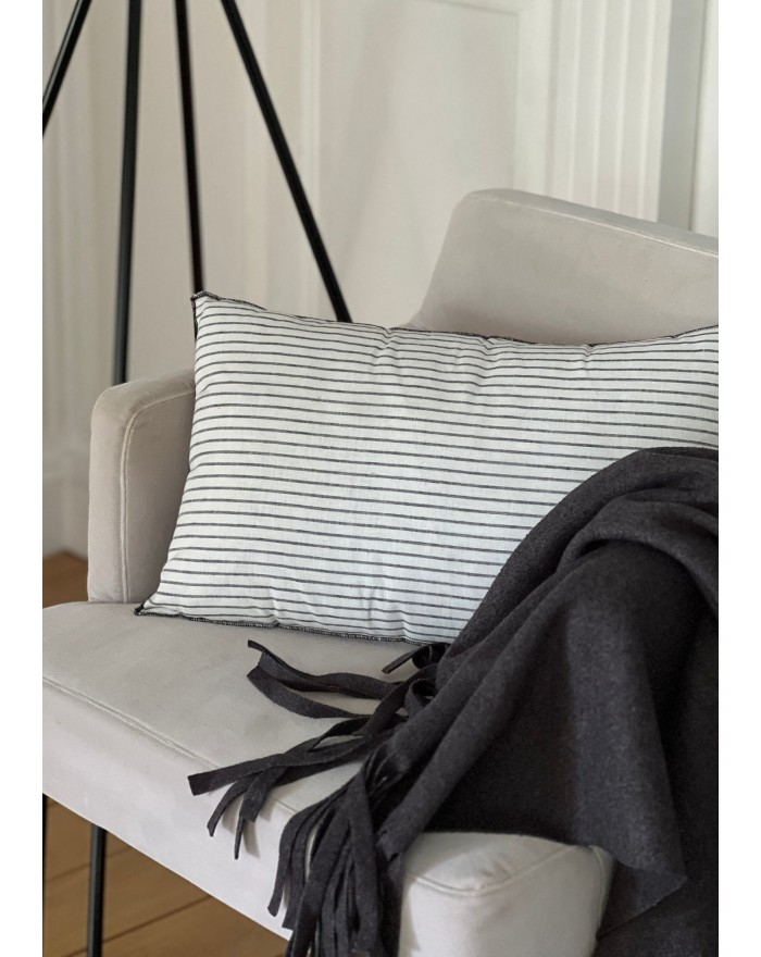 COUSSIN OPI 30X50 CM NOIR ECRU